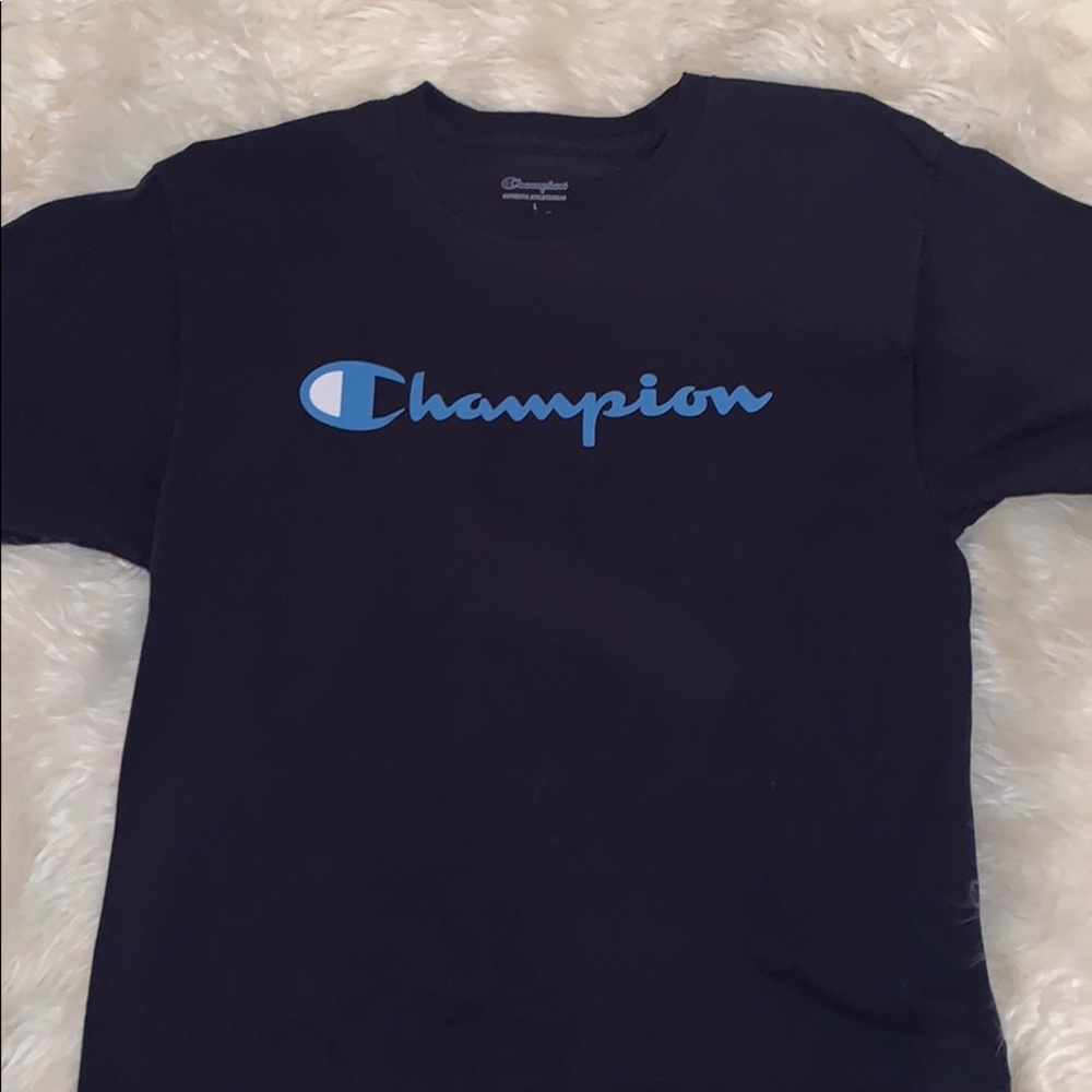 Champion Tee Shitt
